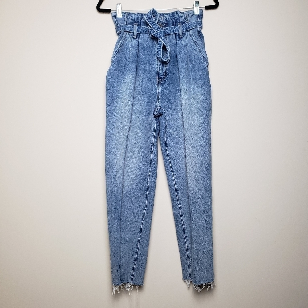 ABERCROMBIE & FITCH Vintage Mom High Waist Tie Jeans